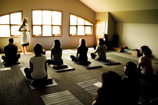 Yoga, meditation, mindfulness, training, retreat 
